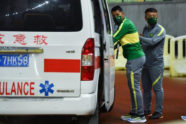 开云体育官网app-奥古难回比埃拉又伤了！国安失双核比利奇更头疼